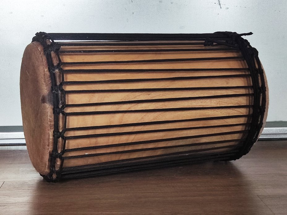 Tambores bajos dundun - Dunun kenkení de Guinea montaje 4 aros