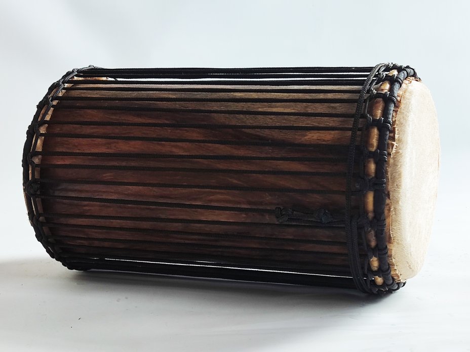 Tambores bajos dundun - Dunun kenkení de Guinea montaje 4 aros