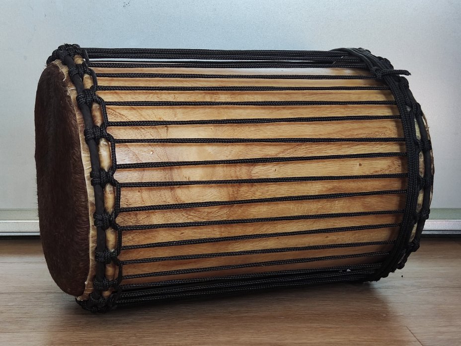 Tambores bajos dundun - Dunun kenkení de Guinea montaje 4 aros
