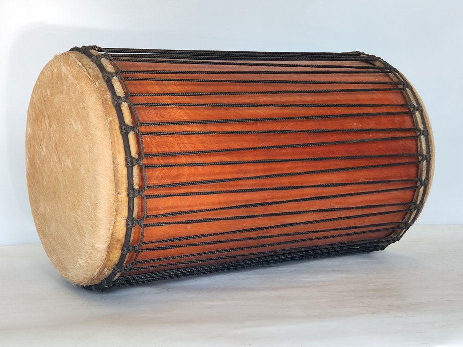 Tambores bajos dundun - Dunun sangban de Guinea montaje 4 aros