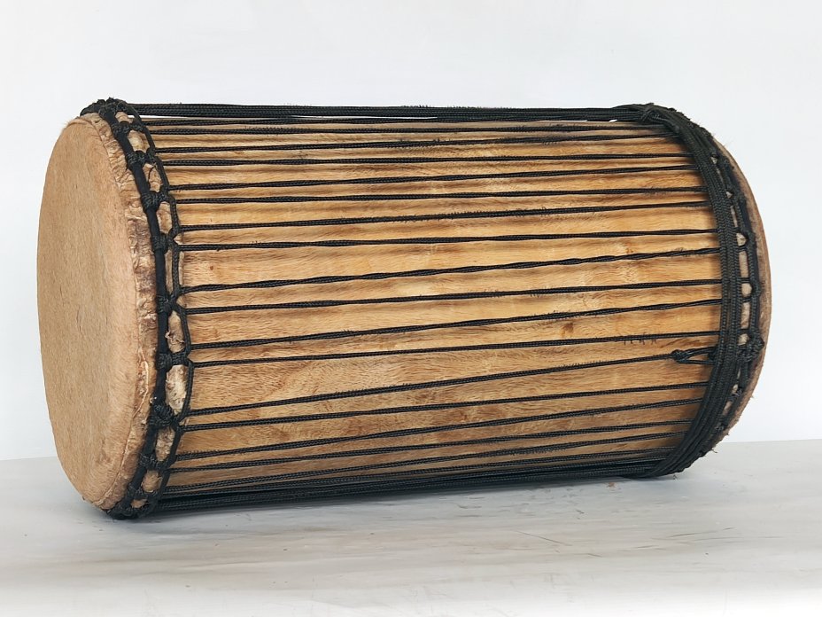 Tambores bajos dundun - Dunun sangban de Guinea montaje 4 aros