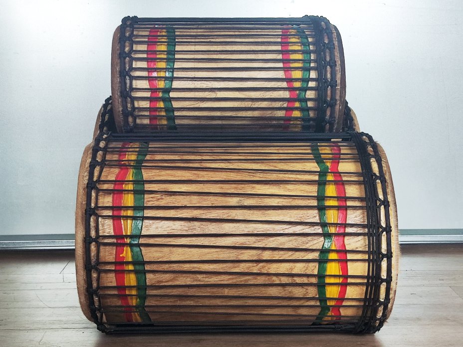 Juego de tambores bajos dundun - Set de dundunes de Guinea