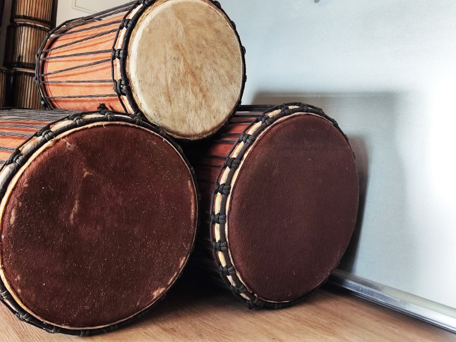 Juego de tambores bajos dundun - Set de dundunes de Malí